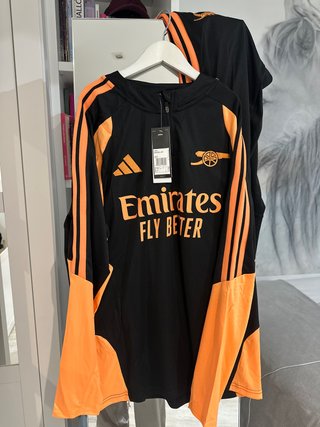 Chándal Arsenal Adidas Negro y Naranja