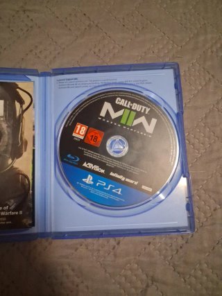 Call of Duty: Modern Warfare II (PS4)