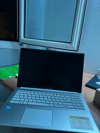Asus Vivobook Go 15 modelo E1504G