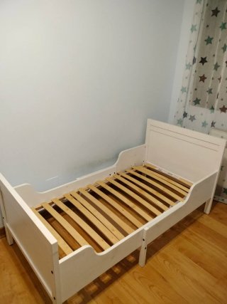 Cama extensible IKEA blanca