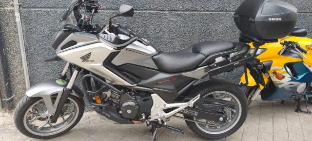 Honda NC 750X Adventure  La moto está en Madrid.