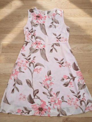 Vestido Largo de Gasa con Flores