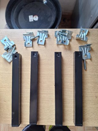 8 Patas para Somier con Abrazaderas .