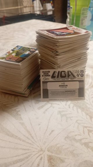 Cartas Liga 2024-25 Panini - Araújo FC Barcelona