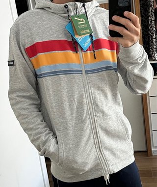 Sudadera Regatta gris con cremallera y rayas