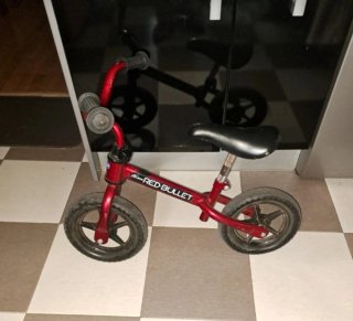 Bicicleta de aprendizaje Red Bullet
