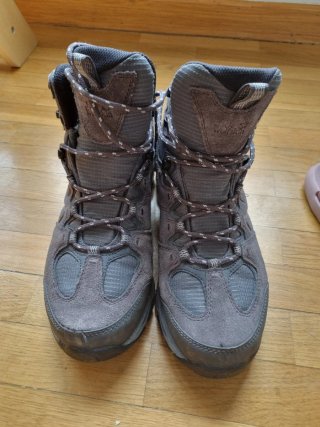 Botas de montaña Jack Wolfskin talla 40