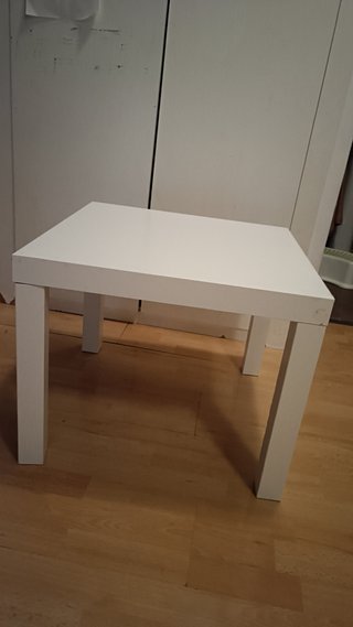 Mesa auxiliar IKEA blanca