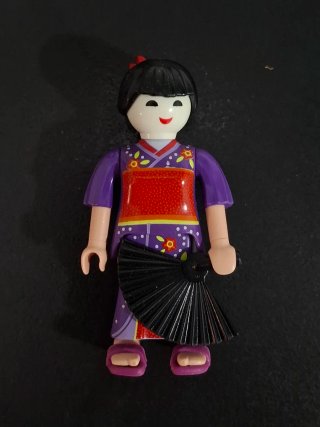 Playmobil 9242 - Series 12 - Geisha