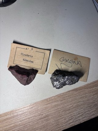 Varios minerales antiguos