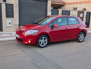 Toyota Auris 2010