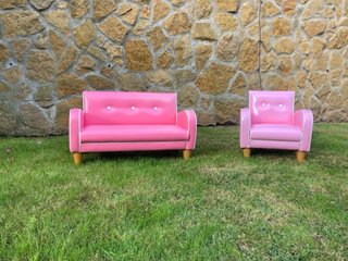 Sofá y sillón infantil rosa