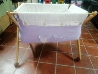 Minicuna con Ruedas