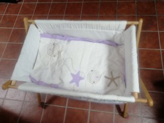 Minicuna con Ruedas