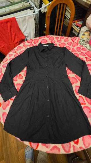 Vestido camisero negro