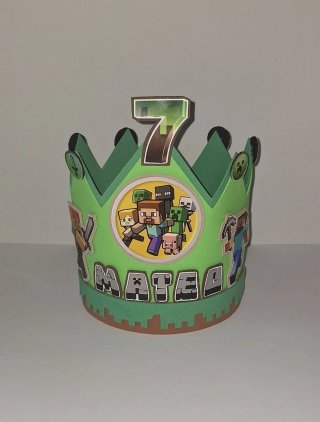 Corona de cumpleaños,(Minecraft).