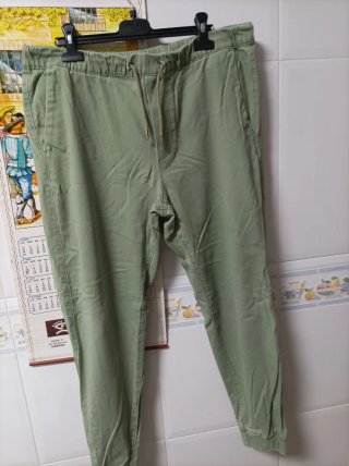 Pantalón cargo verde claro talla L