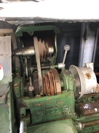 Torno industrial de sobremesa
