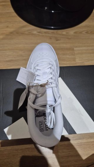Adidas blancas talla 40 1/3