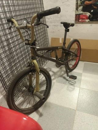 Bicicleta BMX GT