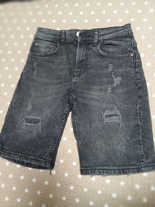 Vaqueros cortos Zara chico T.10-11