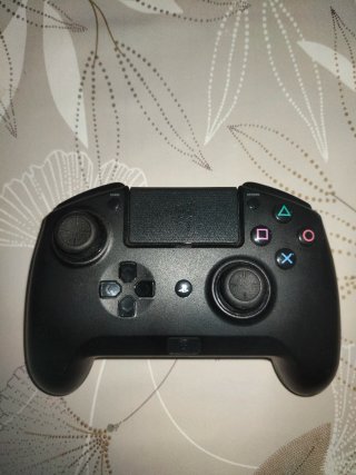 Mando Sony PS4 y 5 lo vendo porque tengo ya pc