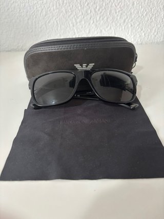 Gafas de sol Emporio Armani negras
