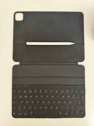 iPad Pro 11" M1 256GB + Pencil 2 + Teclado