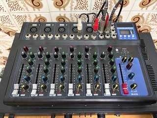 Mesa de mezclas de 7 canales