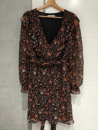 Vestido corto Mango flores tonos otoñales