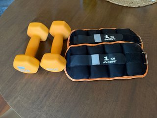 Set de Pesas 3kg y Tobilleras 1kg