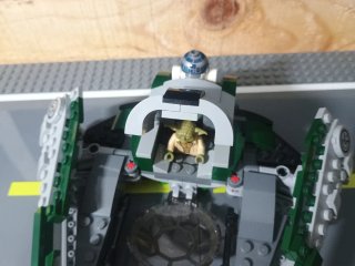 LEGO Star Wars Jedi Starfighter de Yoda