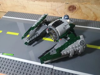 LEGO Star Wars Jedi Starfighter de Yoda