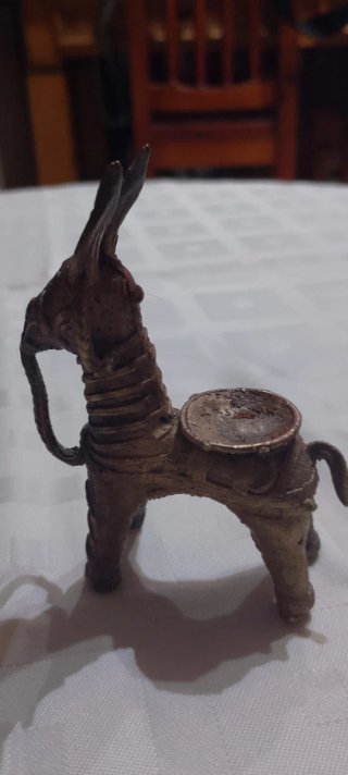 Figura de Burrito Antiguo de Bronce difícil de