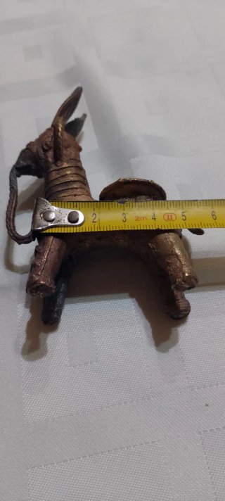 Figura de Burrito Antiguo de Bronce difícil de