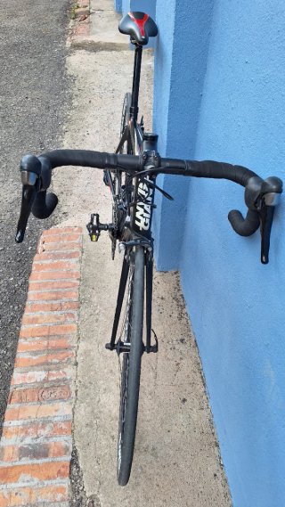 GIANT TCR 2 – CARBONO – SHIMANO 105 - MAVIC COSMIC