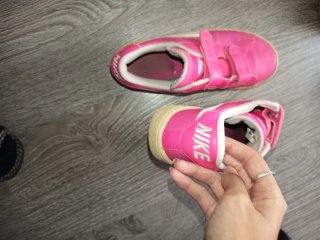 Zapatillas Nike Rosa con Velcro