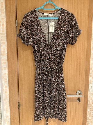 Vestido corto de flores