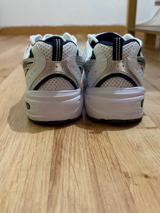 New Balance 530