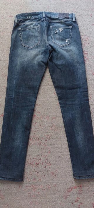 Vaqueros Guess Talla 27 mujer