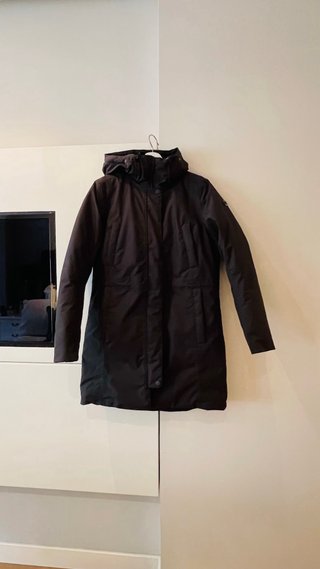 Cazadora Helly Hansen Negra