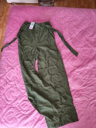 Pantalón Verde Talla XS