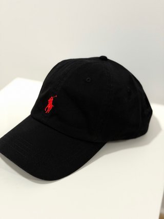 Gorra negra