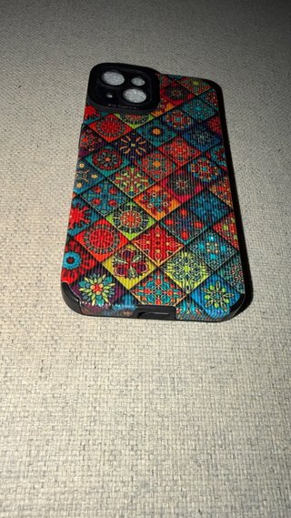 Fundas iPhone 14 / 13 Diseños variados