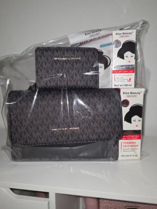 Lote Michael Kors y Cosmética Coreana