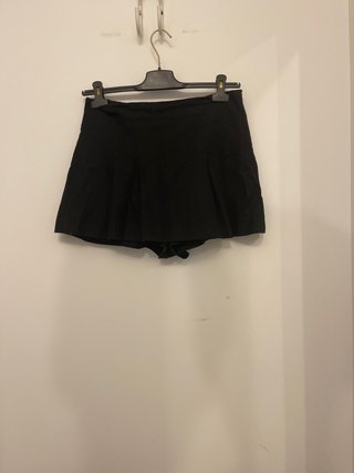 Falda pantalón negra Zara