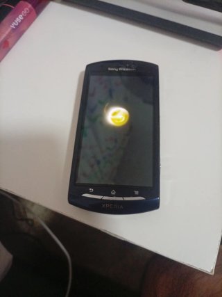 Sony Ericsson XPERIA blu
