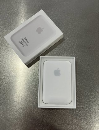 Apple MagSafe Battery Pack