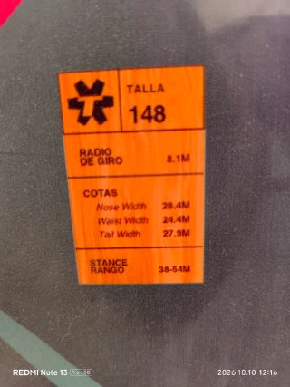 Tabla de Snow, fijaciones, botas, casco y funda