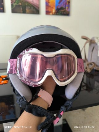 Tabla de Snow, fijaciones, botas, casco y funda